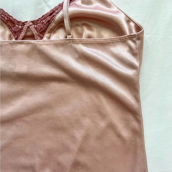 Y2K Baby Pink Satin Tank Top - Picture 5 of 6